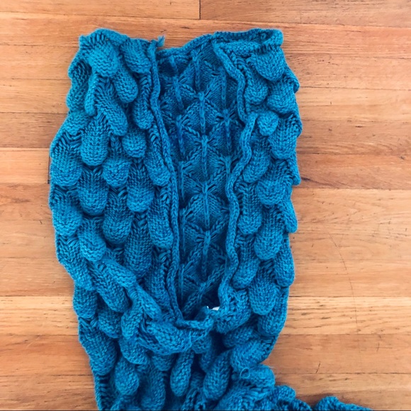 Moda Up Mermaid Acrylic Blanket Pre Teens - Picture 5 of 14